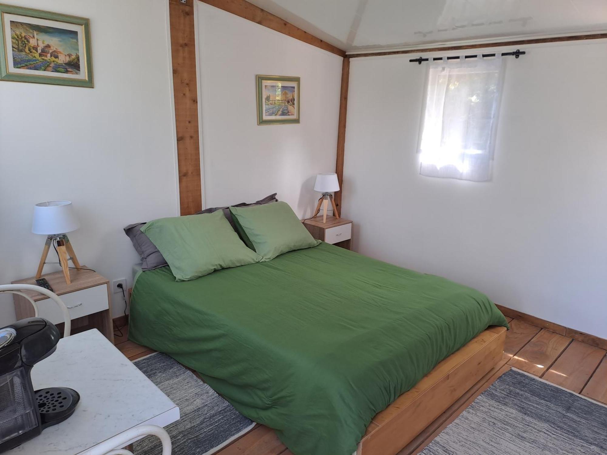 Chambre Basilic 2P, 2 Nuits Max, Dans Petit Chalet 6Km Du Festival De Piano De La Roque D'Antheron Rognes Екстер'єр фото